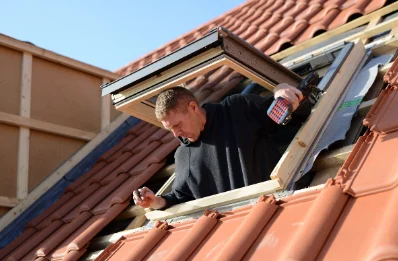 Pose de fenêtres de toit Velux à Ney